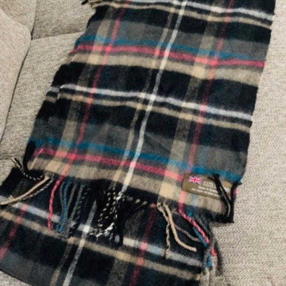 Cashmere unisex scarf like new - Picture 3 of 6